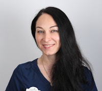 Dr Olga Dvornyk